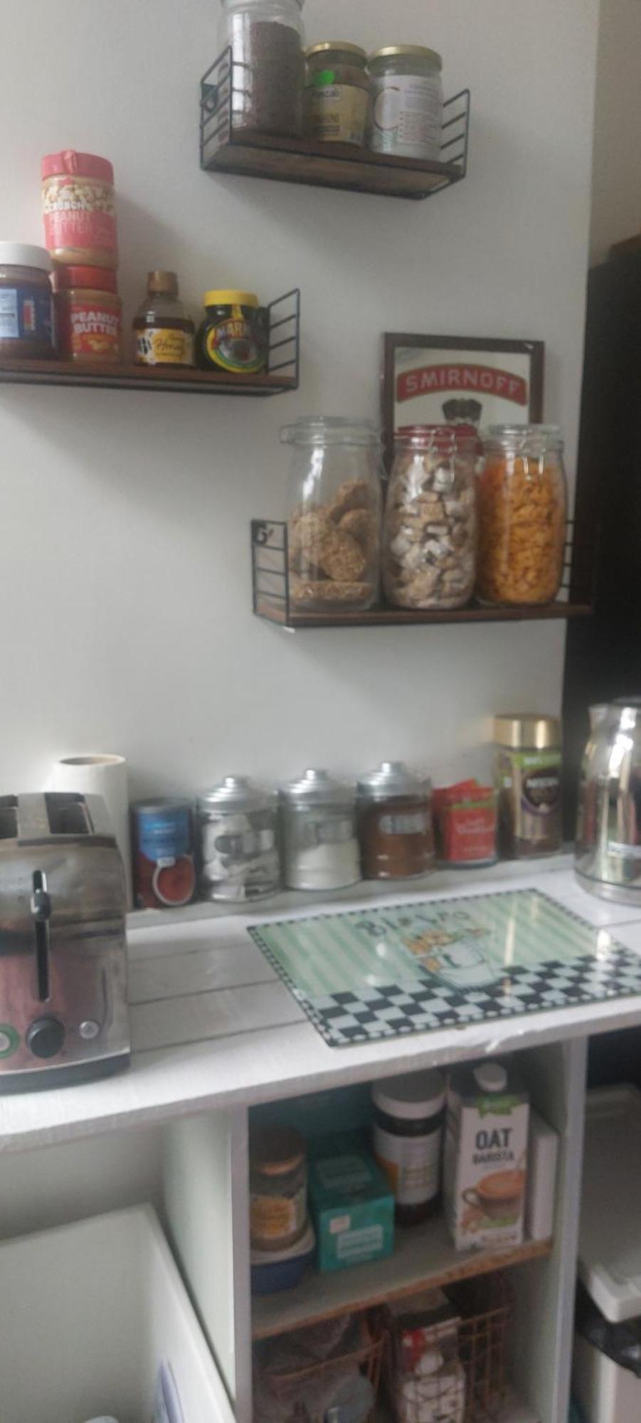 Centrel To Single Bed Quiet With Host And Breakfast Homestay